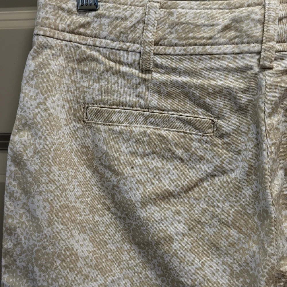Counterparts Tan/White Floral Cotton Blend Bermuda Shorts - 6P